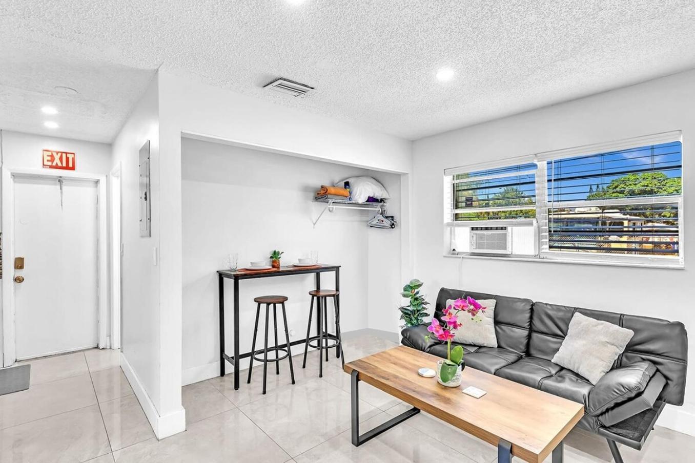 New 2 Bed Studio Close To Beach & Casino Ha04 ハリウッド エクステリア 写真