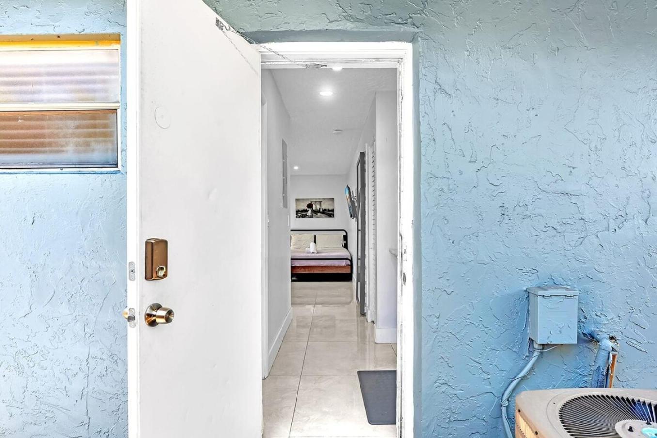 New 2 Bed Studio Close To Beach & Casino Ha04 ハリウッド エクステリア 写真